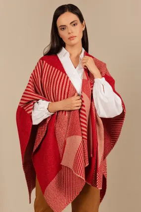 Urubu Cape Baby Alpaca Color Red